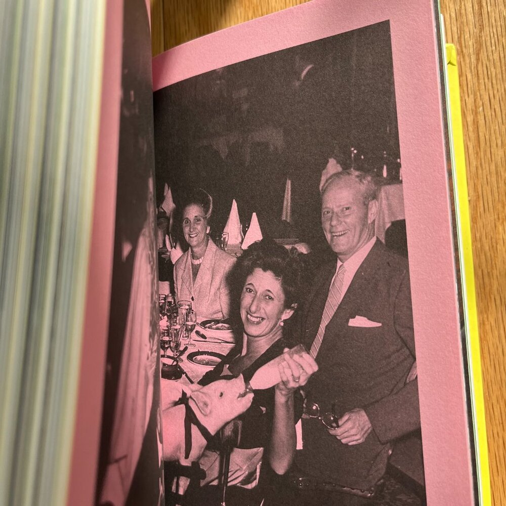 Awesome Photography Book - Picture 7 of 8